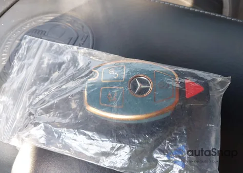 2015 Mercedes-Benz S 63 Amg 4Matic z USA, uszkodzony, nr VIN WDDXJ7JB3FA005187